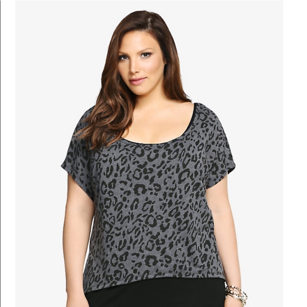 Torrid Size 1 Layer Leopard Sharkbite Top